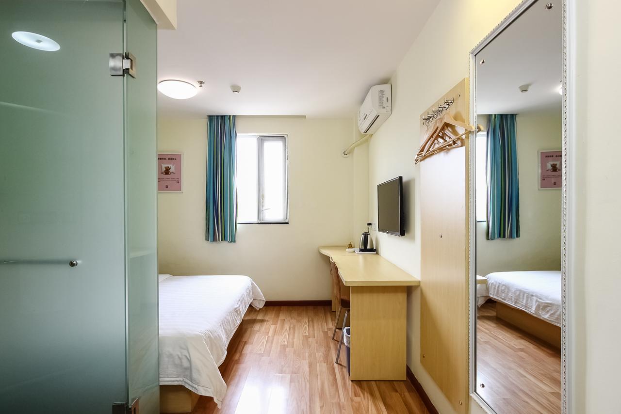 7Days Inn Guangzhou Southern Hospital Medical College Station Zewnętrze zdjęcie